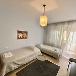Apartment Cozy & Spacious - Centre Wilson Square