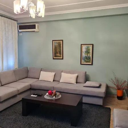 Cozy & Spacious - Centre Wilson Square Apartman Tirana