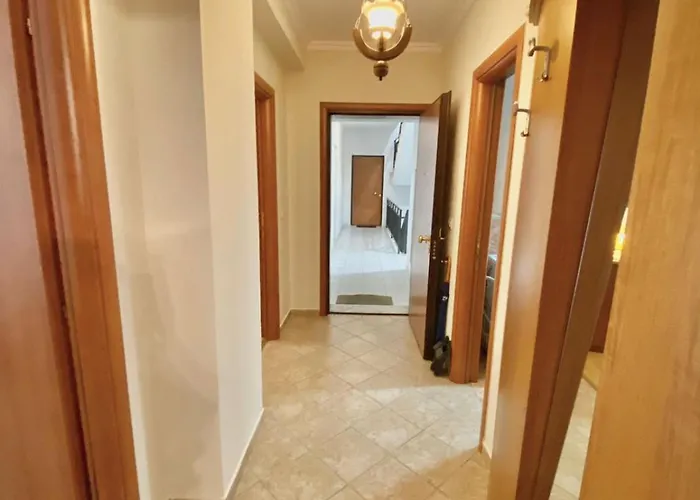 Cozy & Spacious - Centre Wilson Square Апартаменты